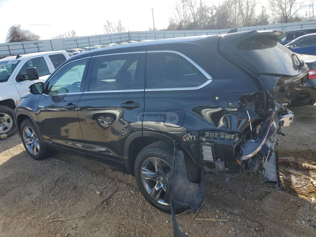 Toyota Highlander 2019 — photo 2