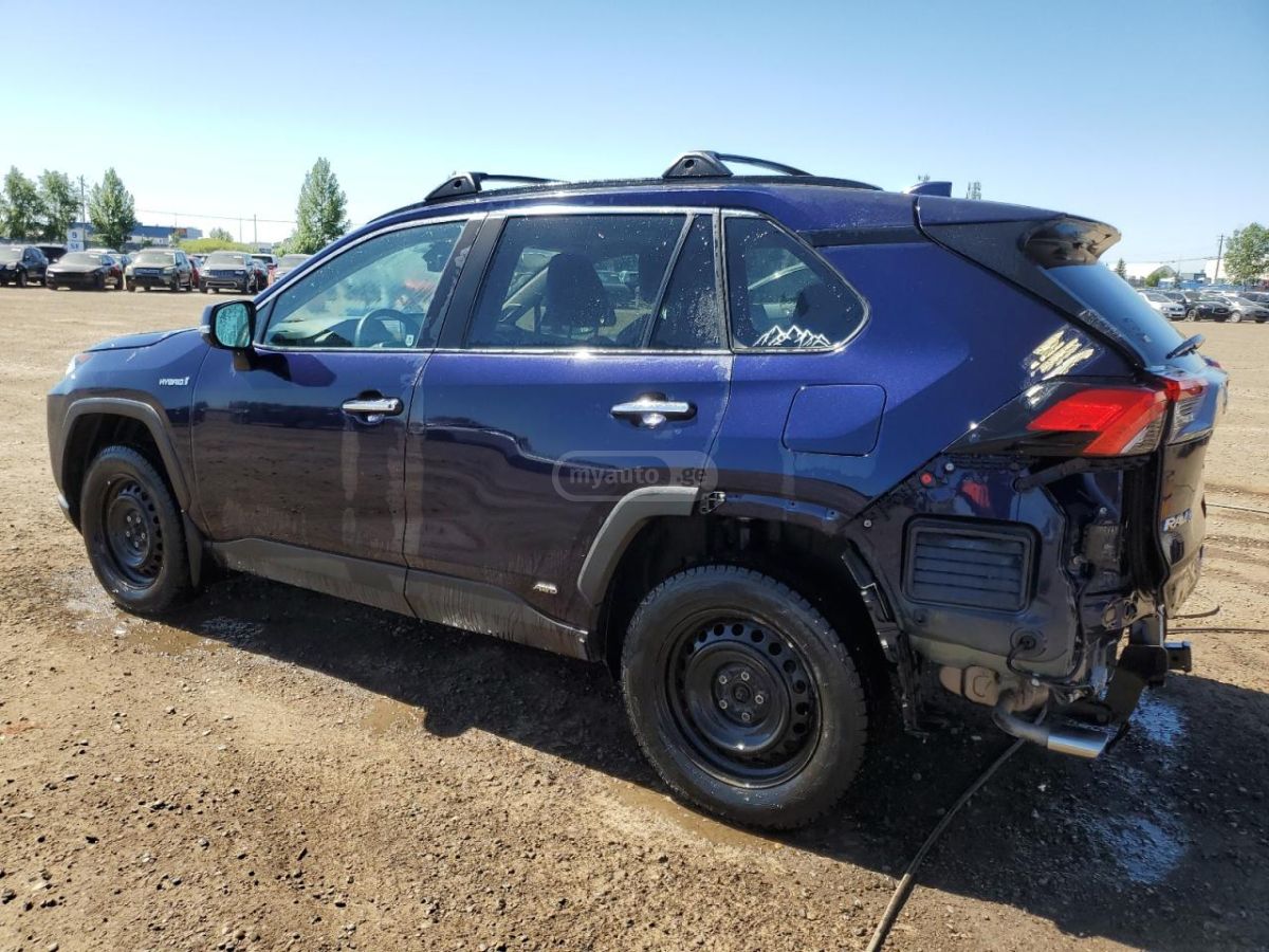 Toyota RAV4 2021 — photo 2