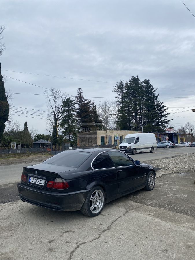 BMW 325