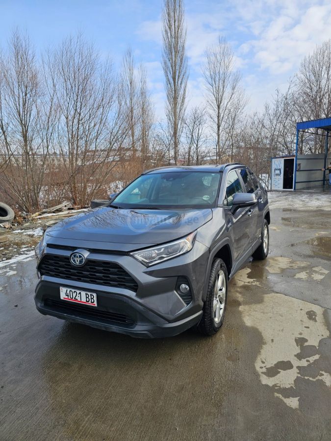 Toyota RAV 4 2020 — photo 2
