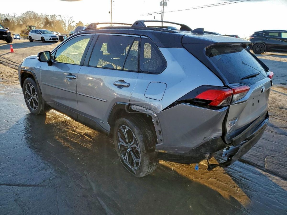 Toyota RAV4 2023 — photo 2