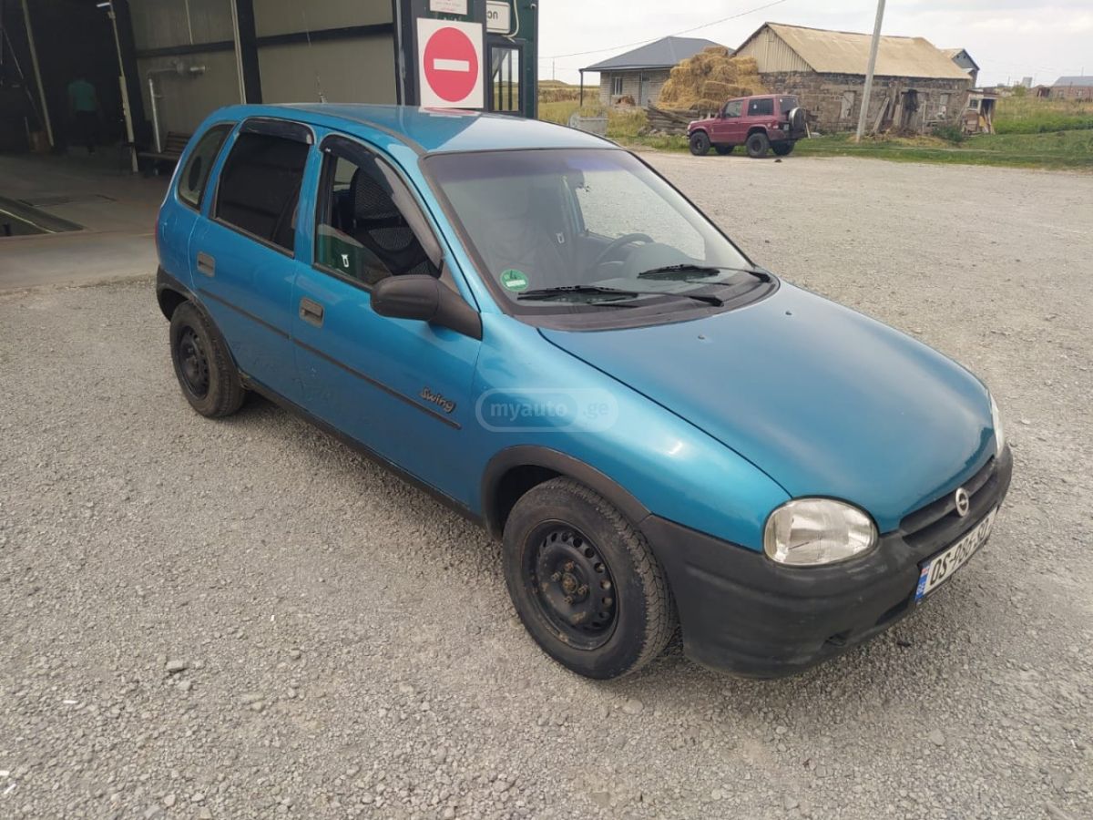 Opel Corsa 1995 — photo 2