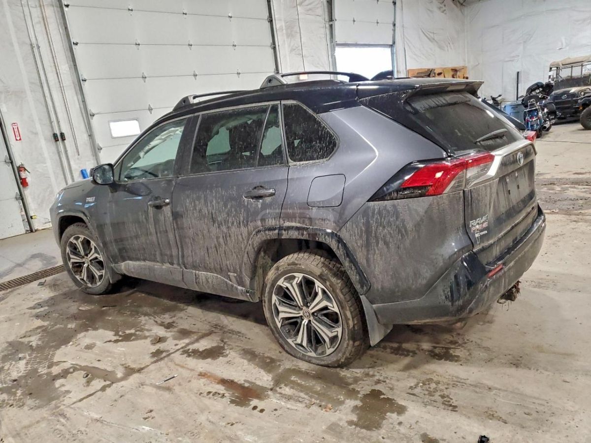 Toyota RAV4 2021 — photo 2