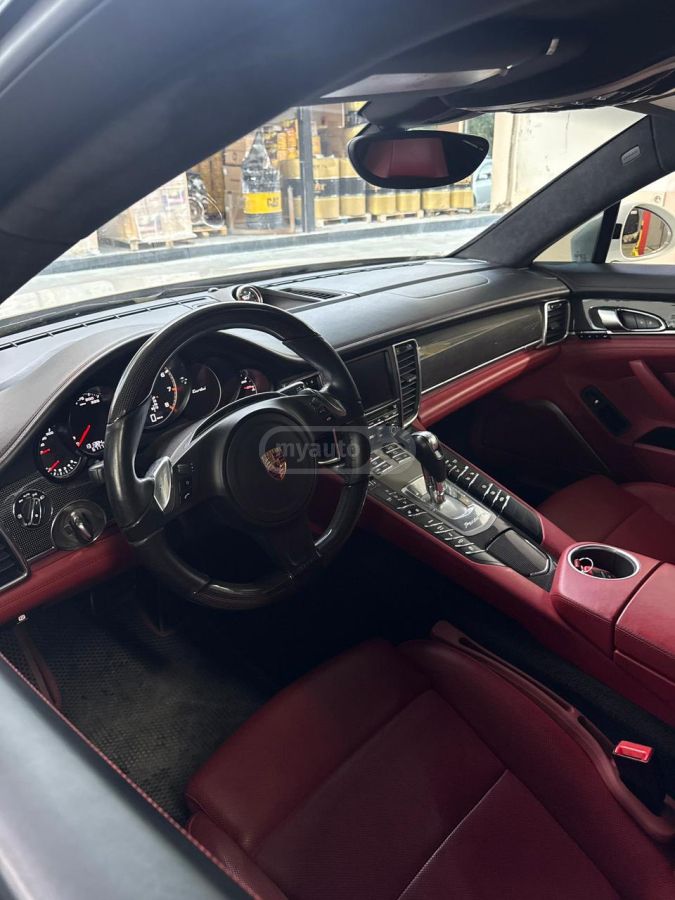 Porsche Panamera 2017 — photo 2