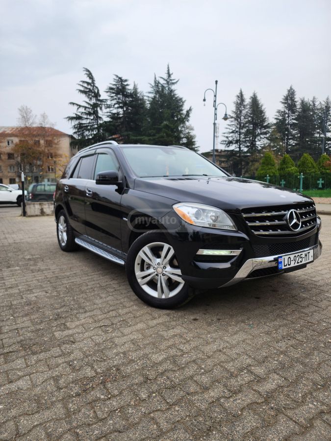 Mercedes-Benz ML 350 2012 — photo 2