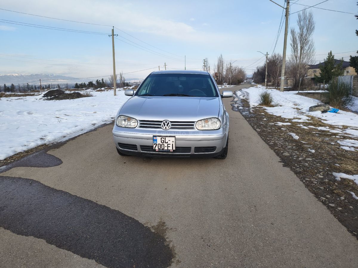 Volkswagen Golf 2002 — photo 2