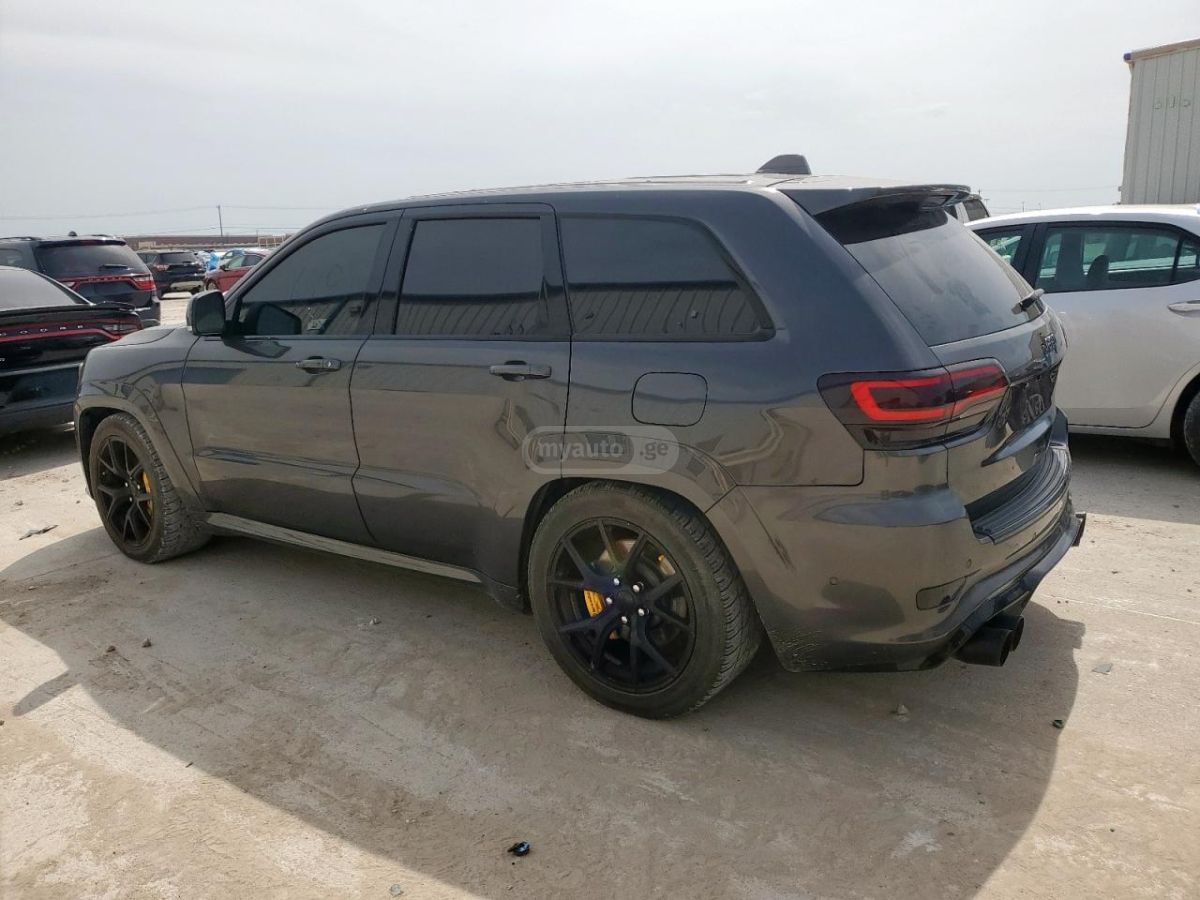 Jeep Grand Cherokee 2018 — photo 2