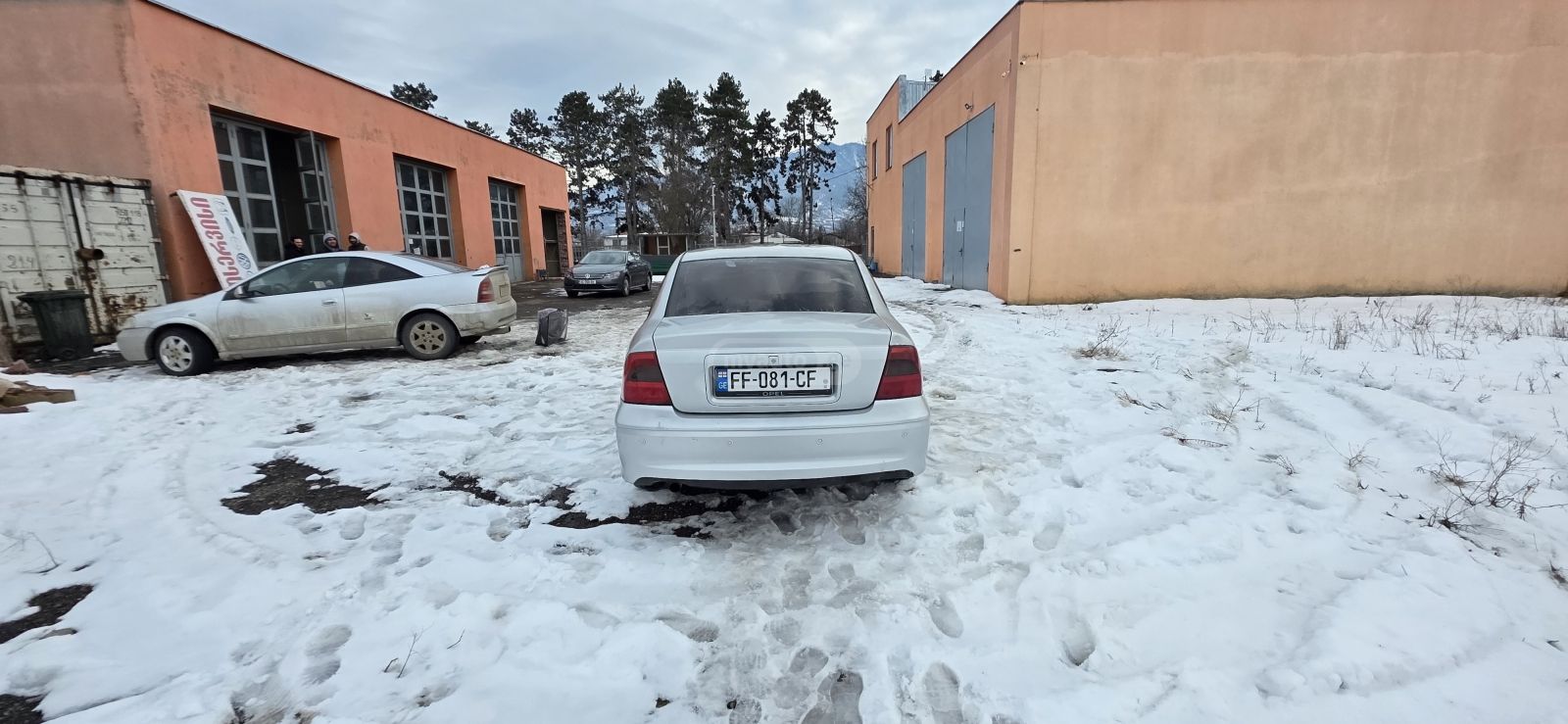 Opel Vectra 2001 — photo 2