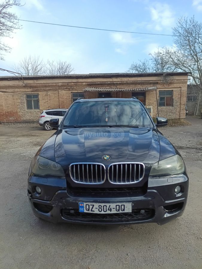 BMW X5 2008 — photo 2