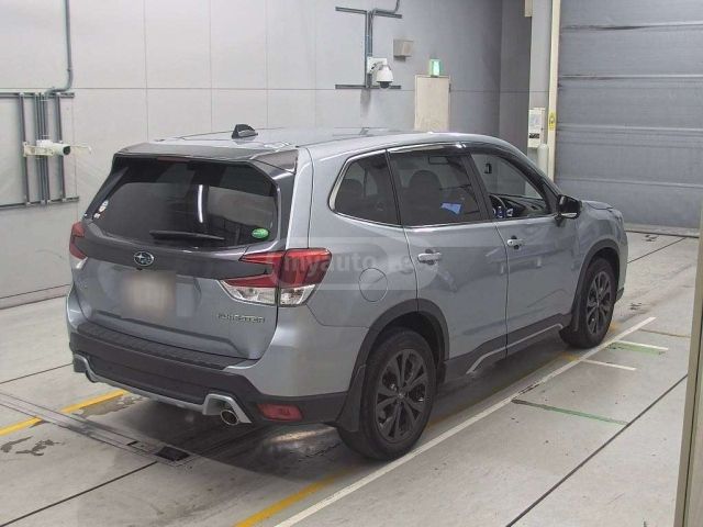 Subaru Forester 2020 — photo 2