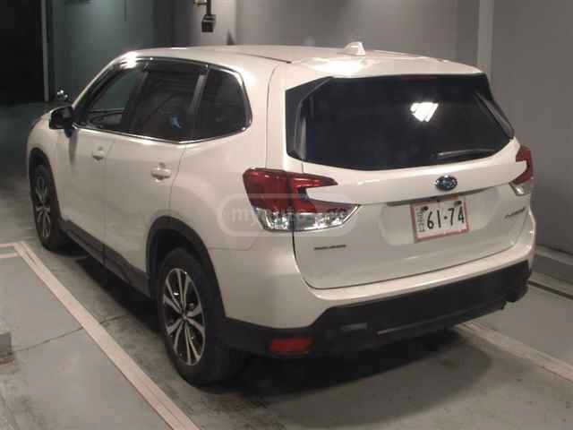 Subaru Forester 2019 — photo 2