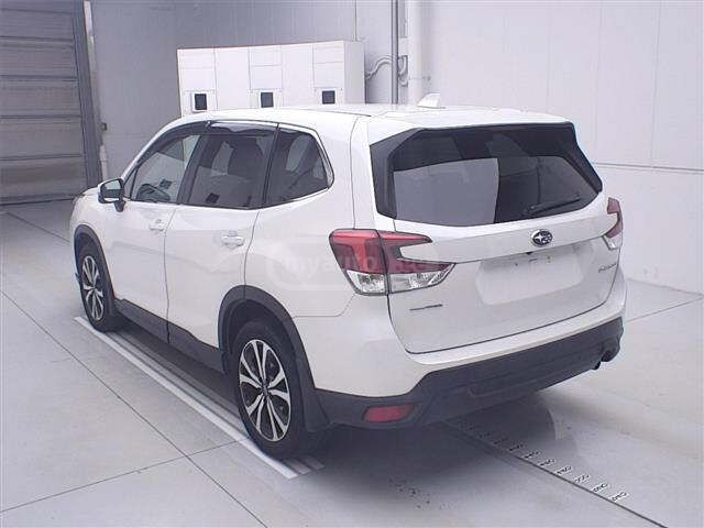 Subaru Forester 2019 — photo 2