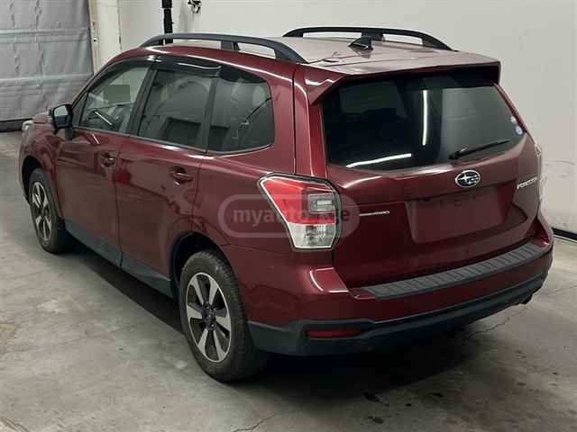 Subaru Forester 2018 — photo 2