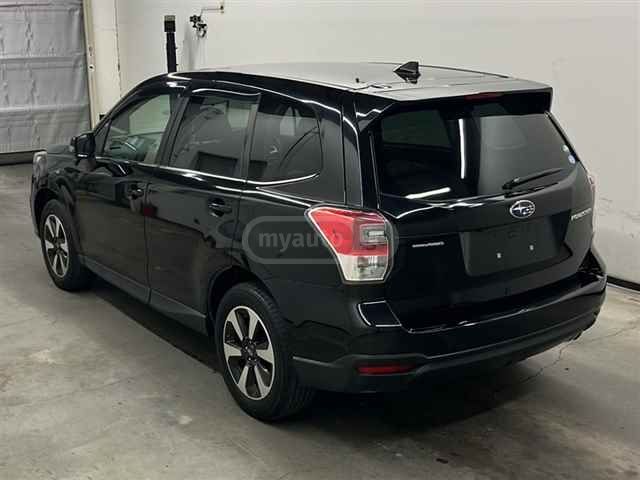Subaru Forester 2017 — photo 2