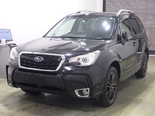 Subaru Forester 2017 — photo 2
