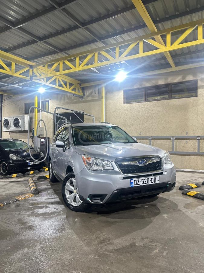 Subaru Forester 2015 — photo 2