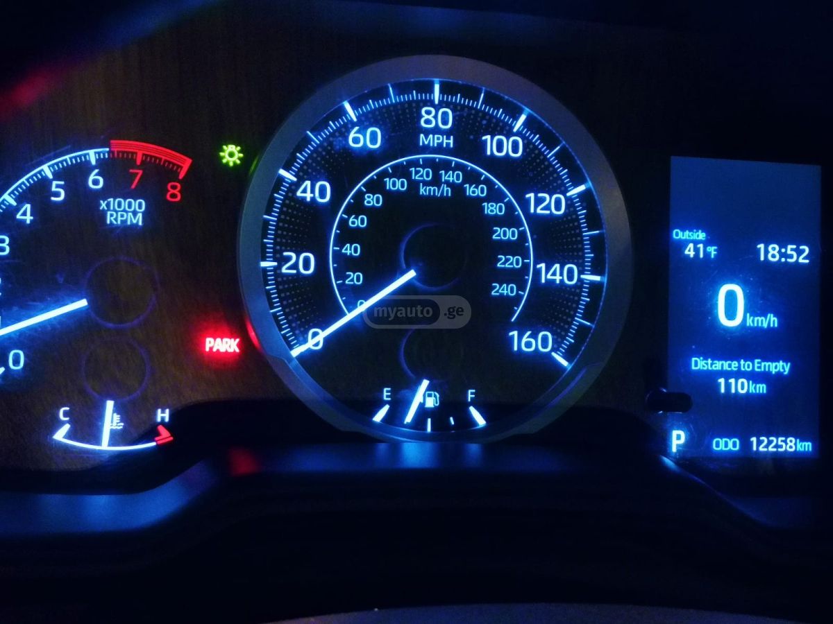 Toyota Corolla 2022 — photo 2