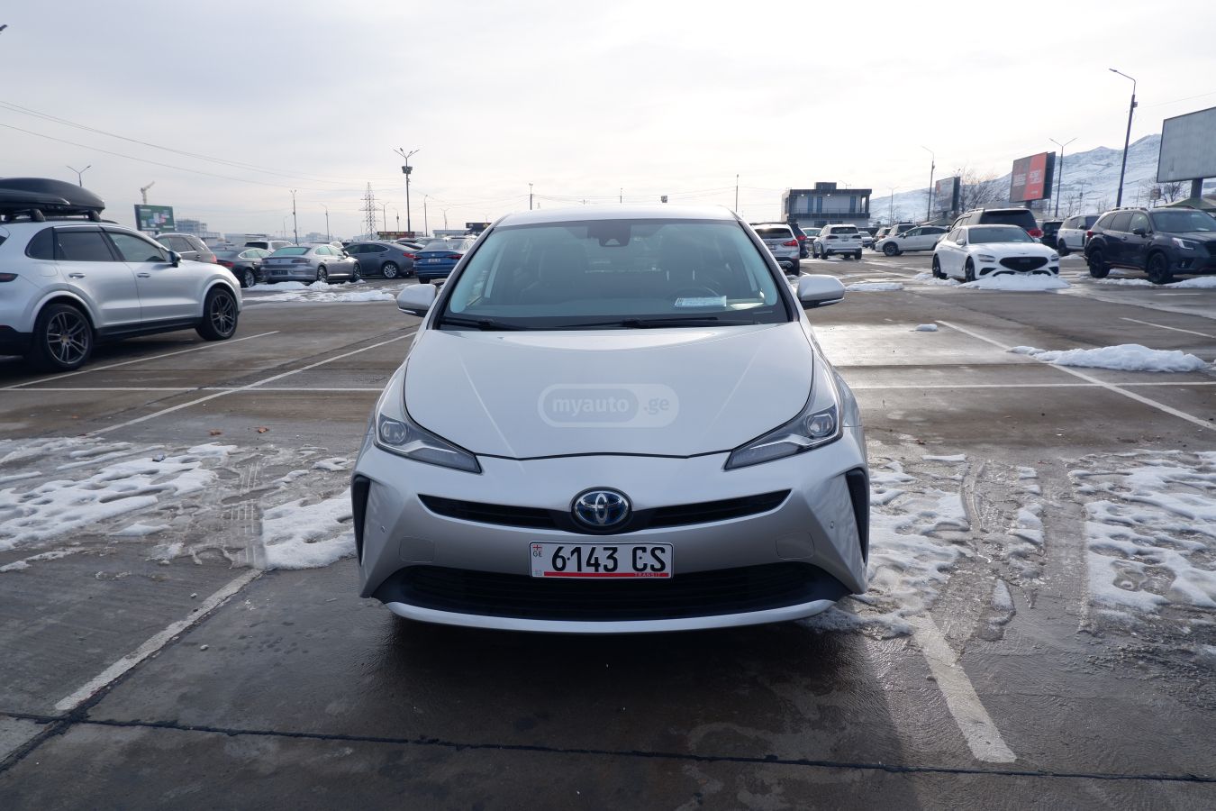 Toyota Prius 2020 — photo 2