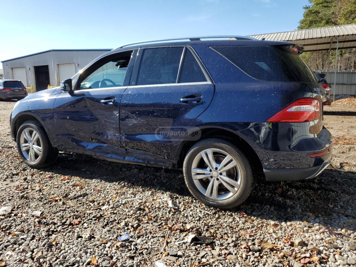Mercedes-Benz ML 350 2014 — photo 2