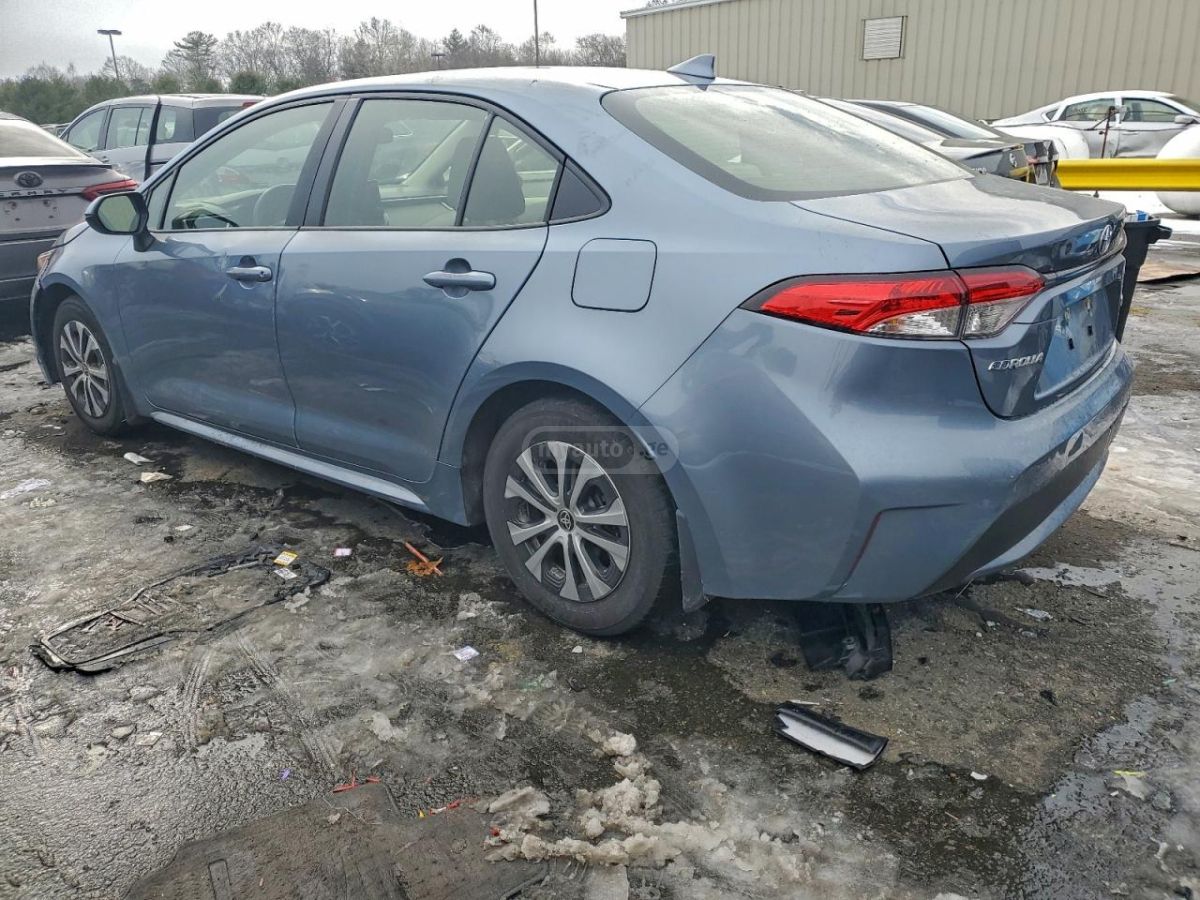 Toyota Corolla 2022 — photo 2