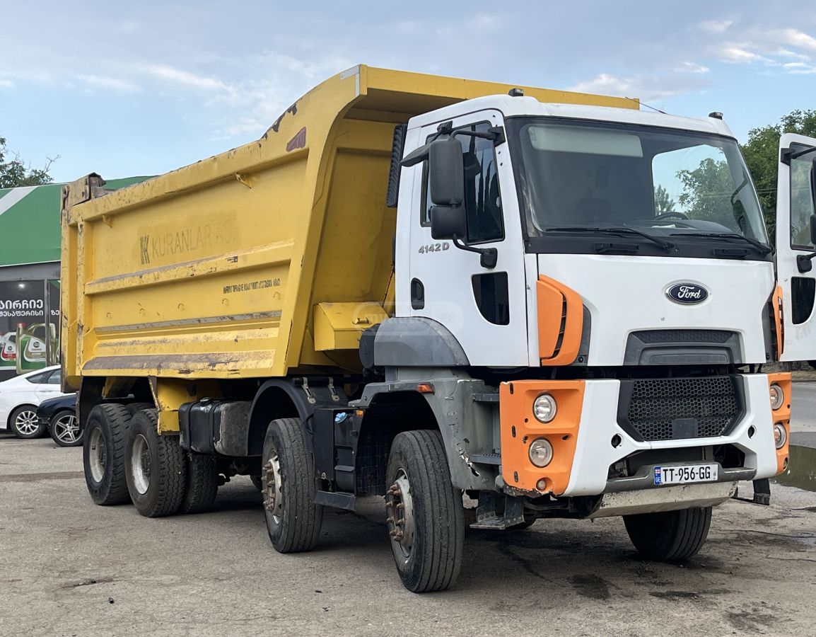 Ford Cargo