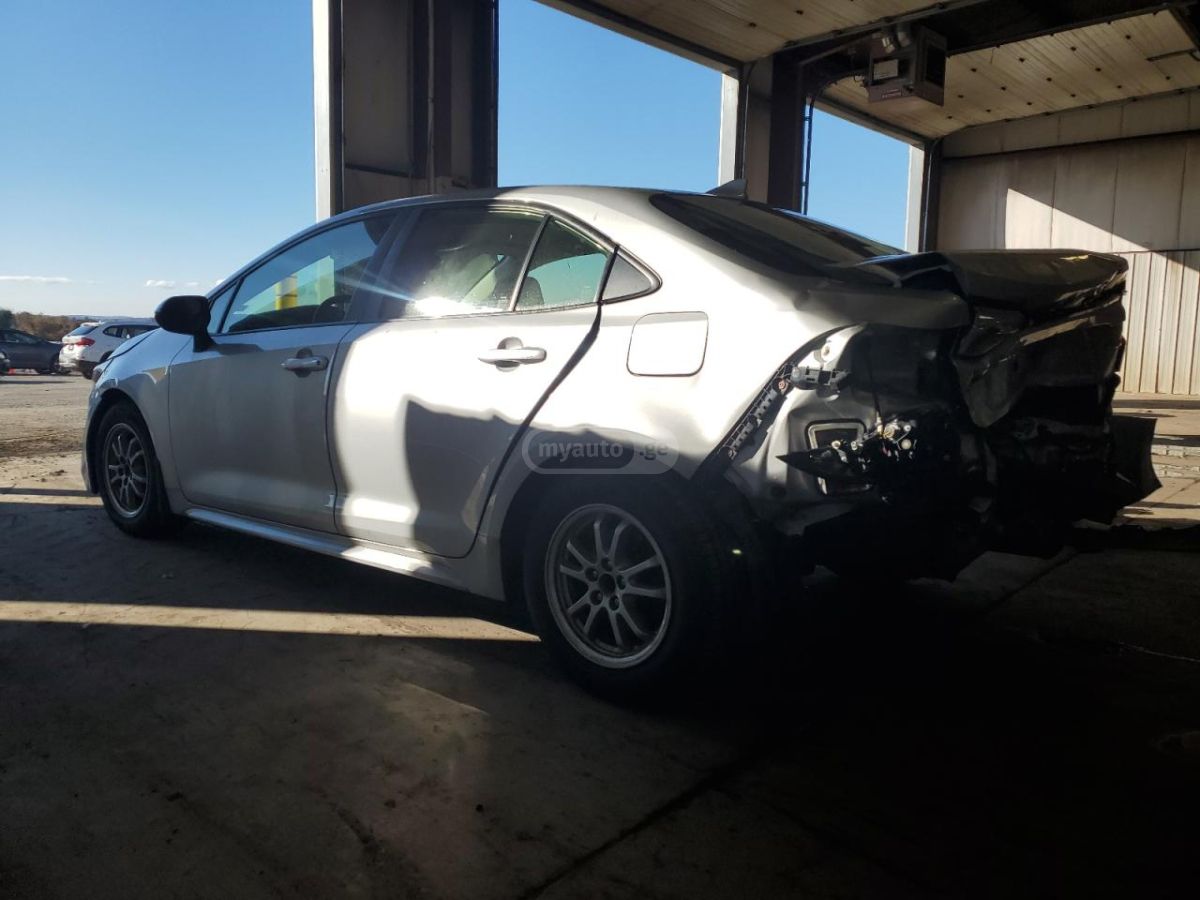 Toyota Corolla 2022 — photo 2