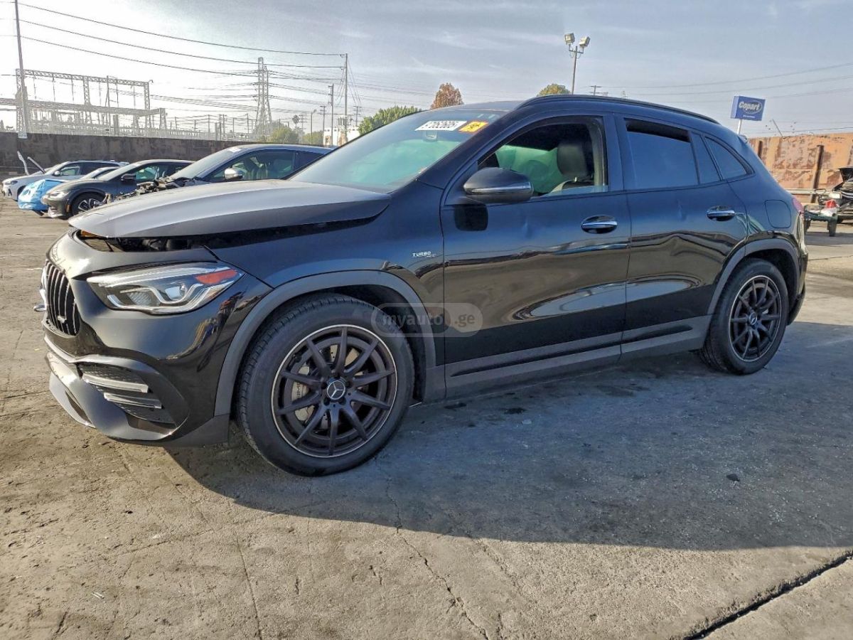 Mercedes-Benz GLA 350