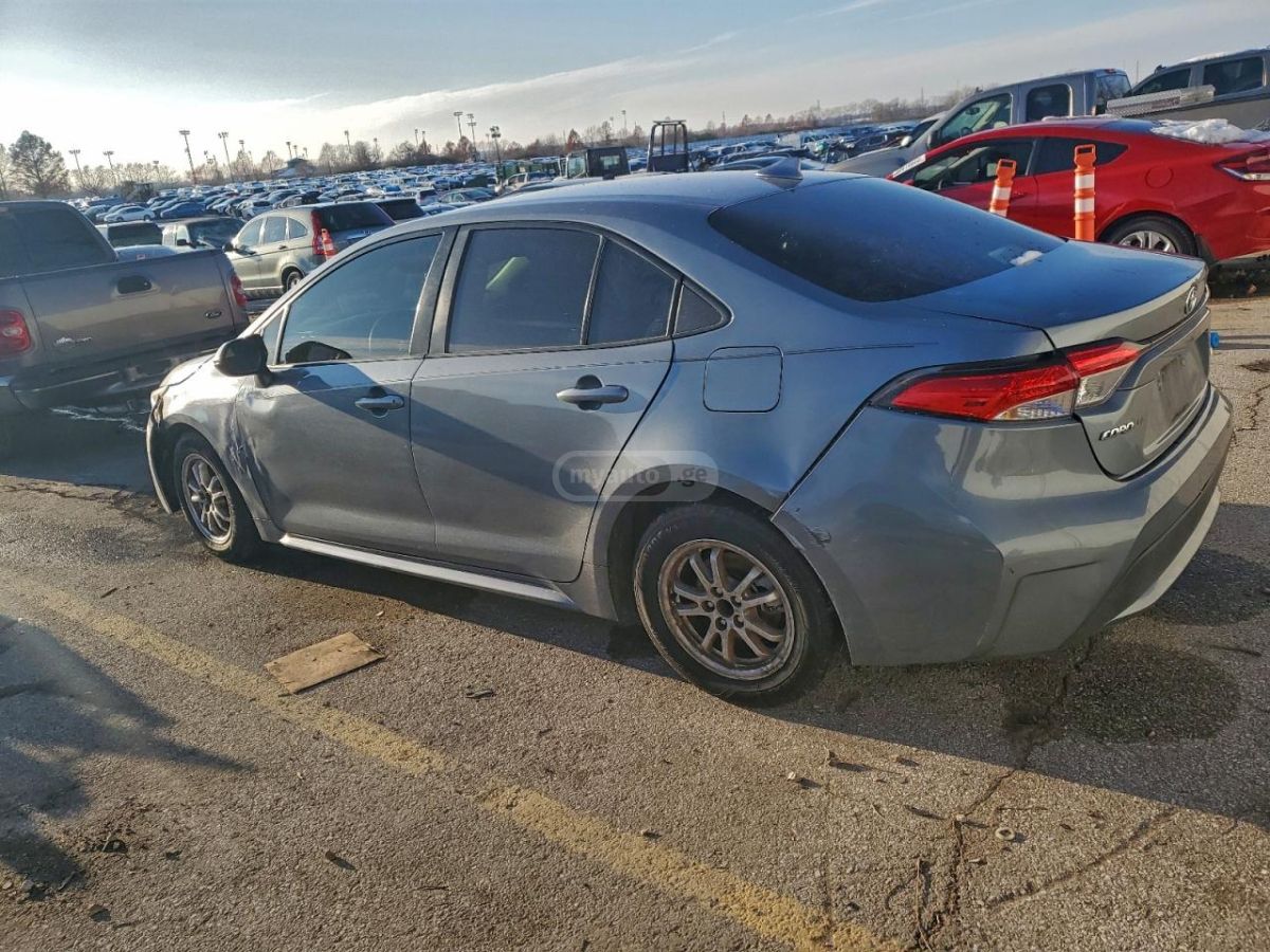 Toyota Corolla 2022 — photo 2