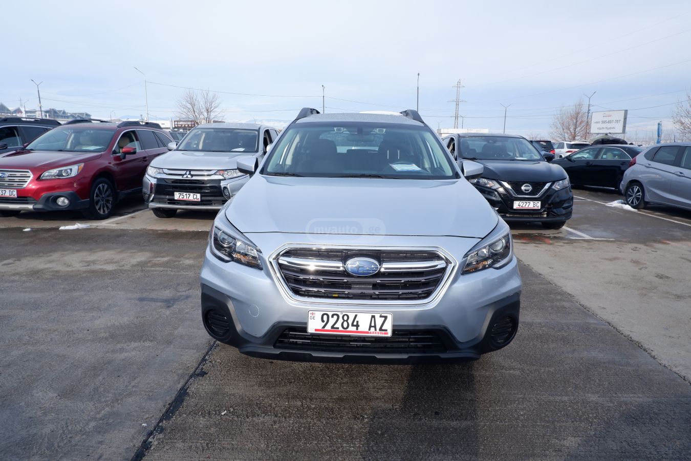 Subaru Outback 2018 — photo 2