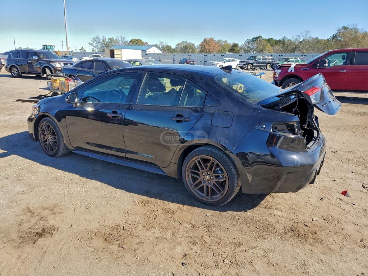 Toyota Corolla 2024 — photo 2