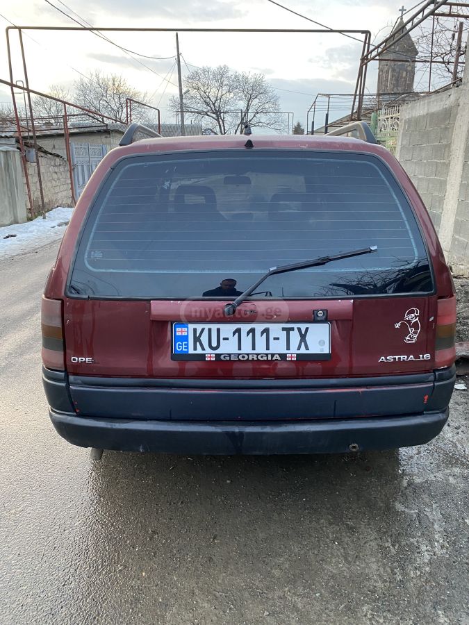 Opel Astra 1995 — photo 2
