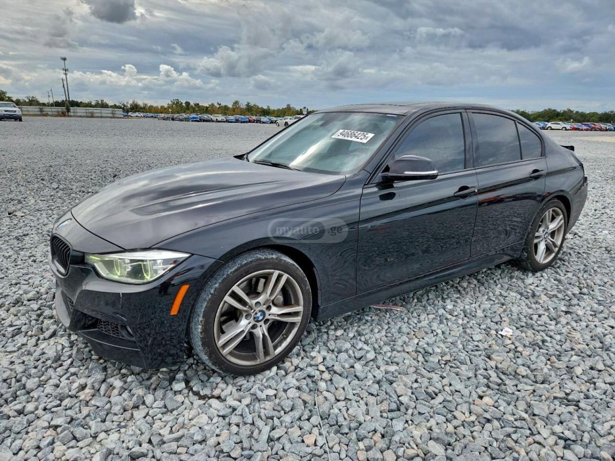 BMW 330