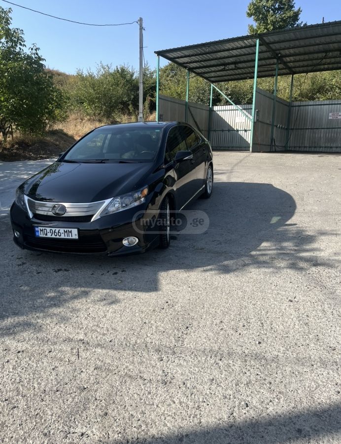 Lexus HS 250h 2011 — photo 2