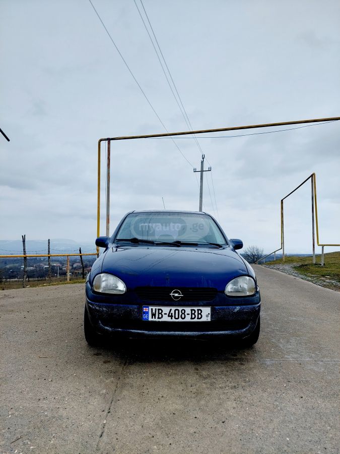 Opel Corsa 2000 — photo 2