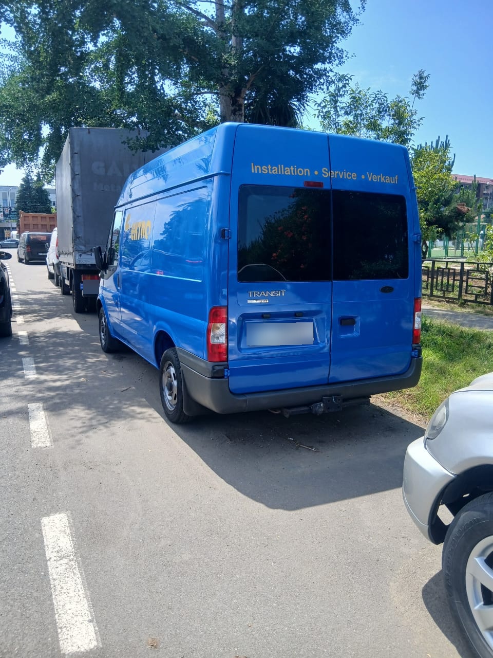 Ford Transit 2008 — photo 2