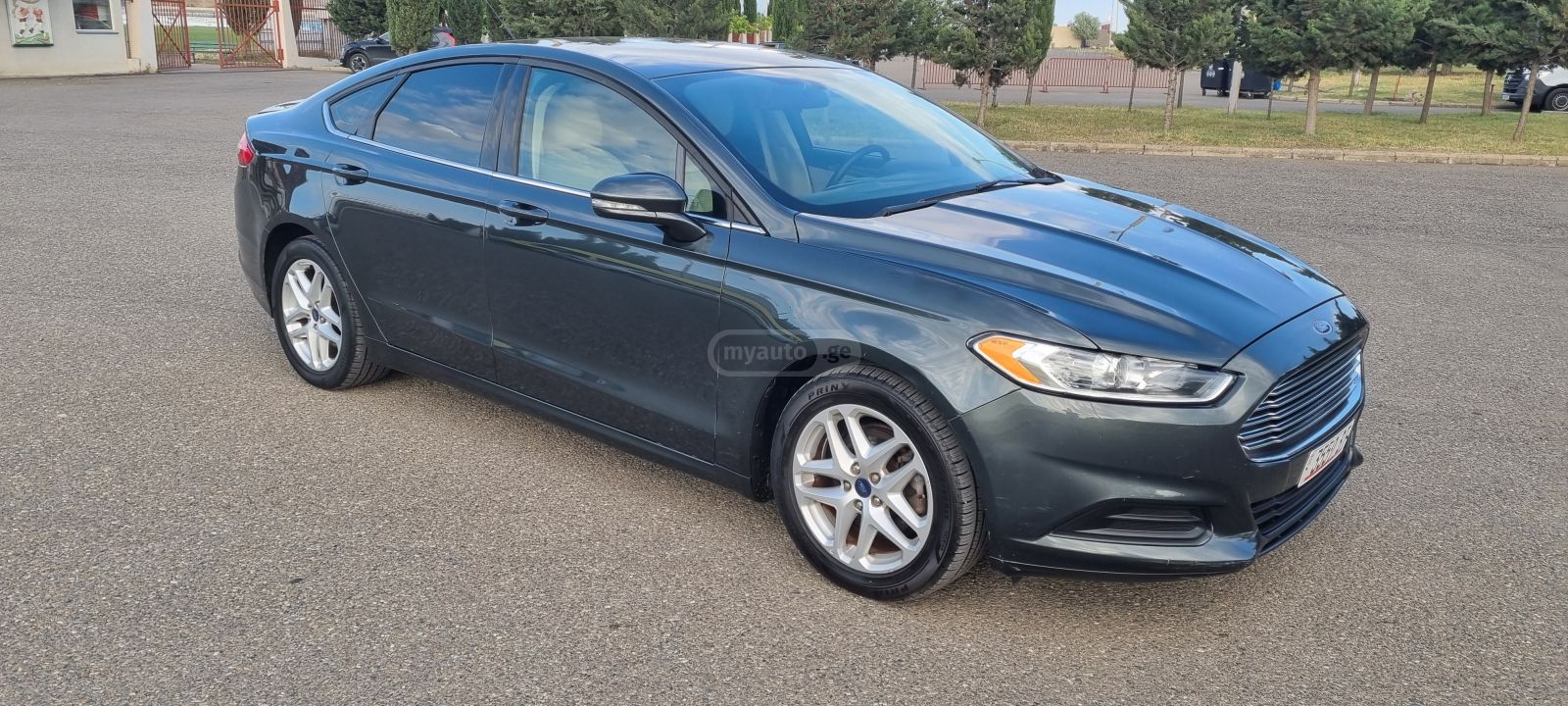 Ford Fusion 2015 — photo 2