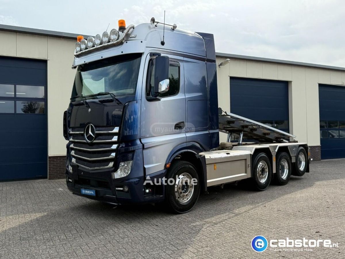 Mercedes-Benz Actros 2017 — photo 2