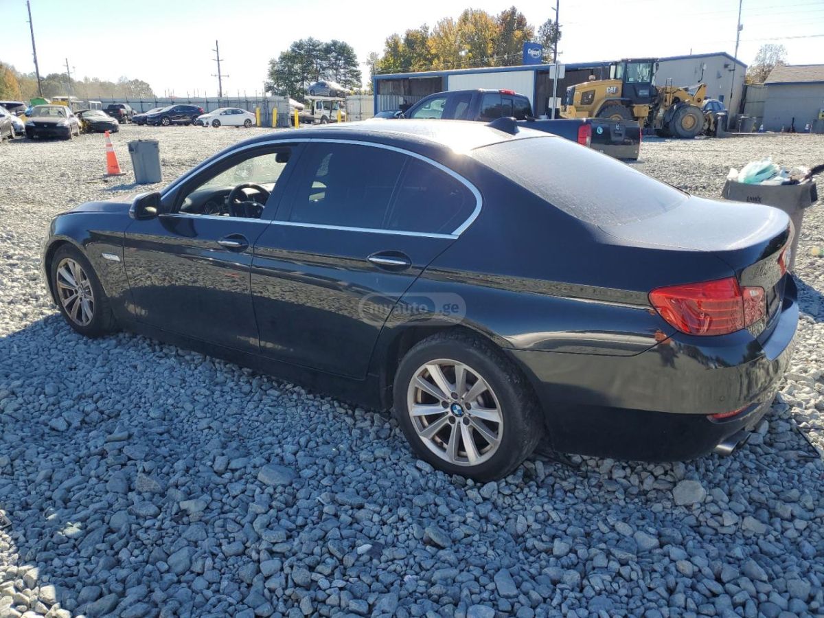BMW 528 2015 — photo 2