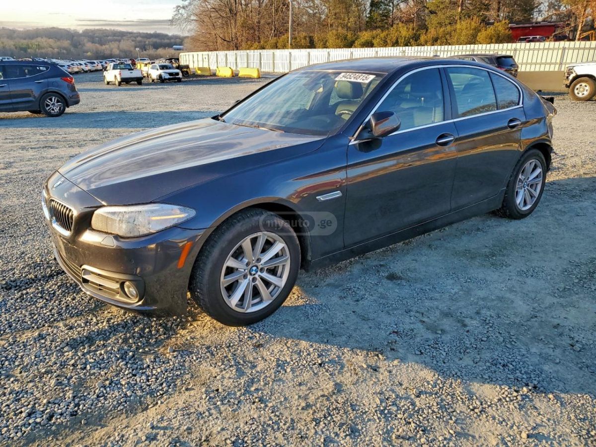 BMW 528