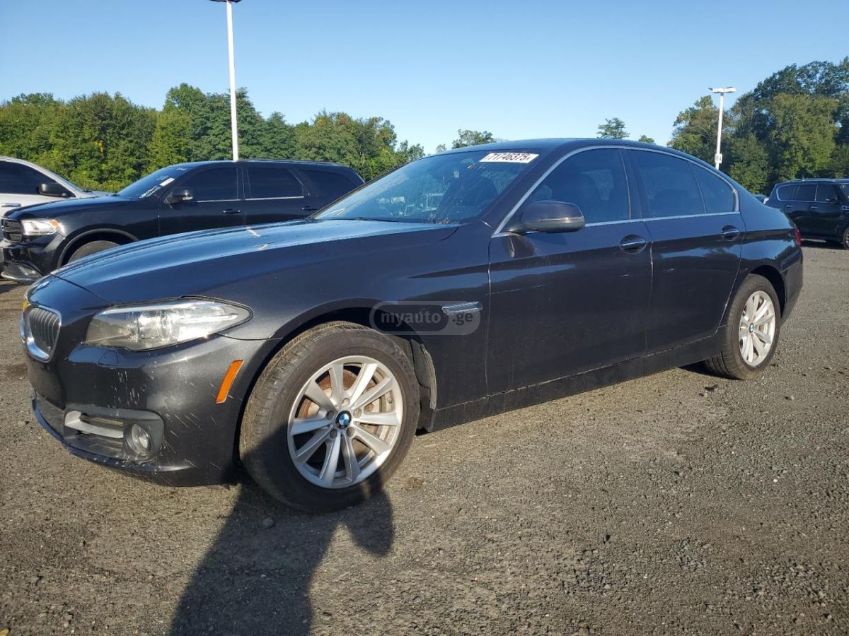 BMW 528