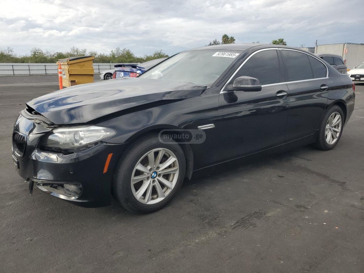 BMW 528
