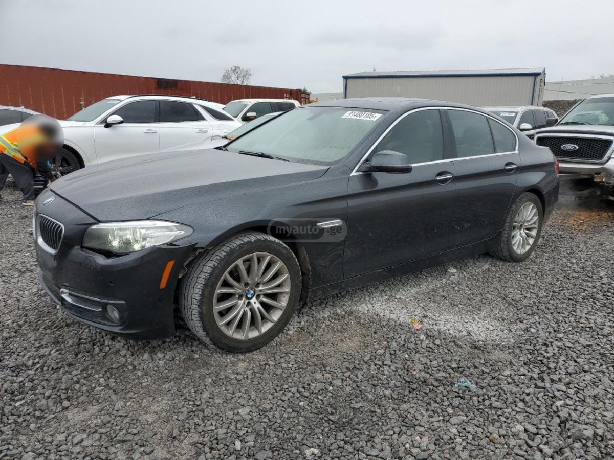 BMW 528