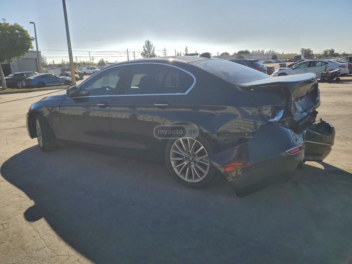 BMW 528 2015 — photo 2