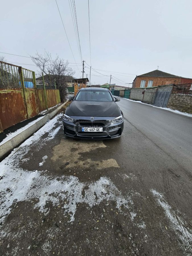BMW 320 2013 — photo 2