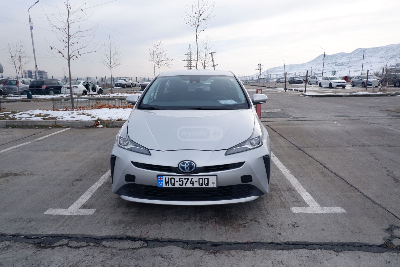 Toyota Prius 2022 — photo 2