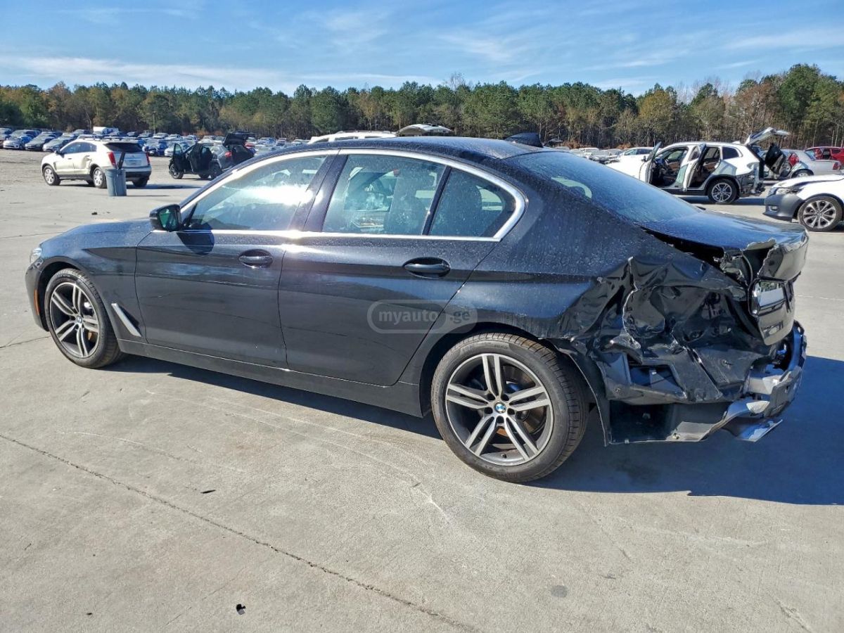BMW 530 2021 — photo 2