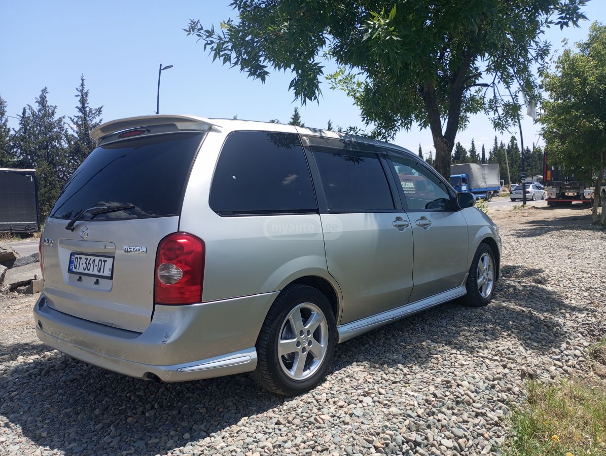 Mazda MPV 2003 — photo 2