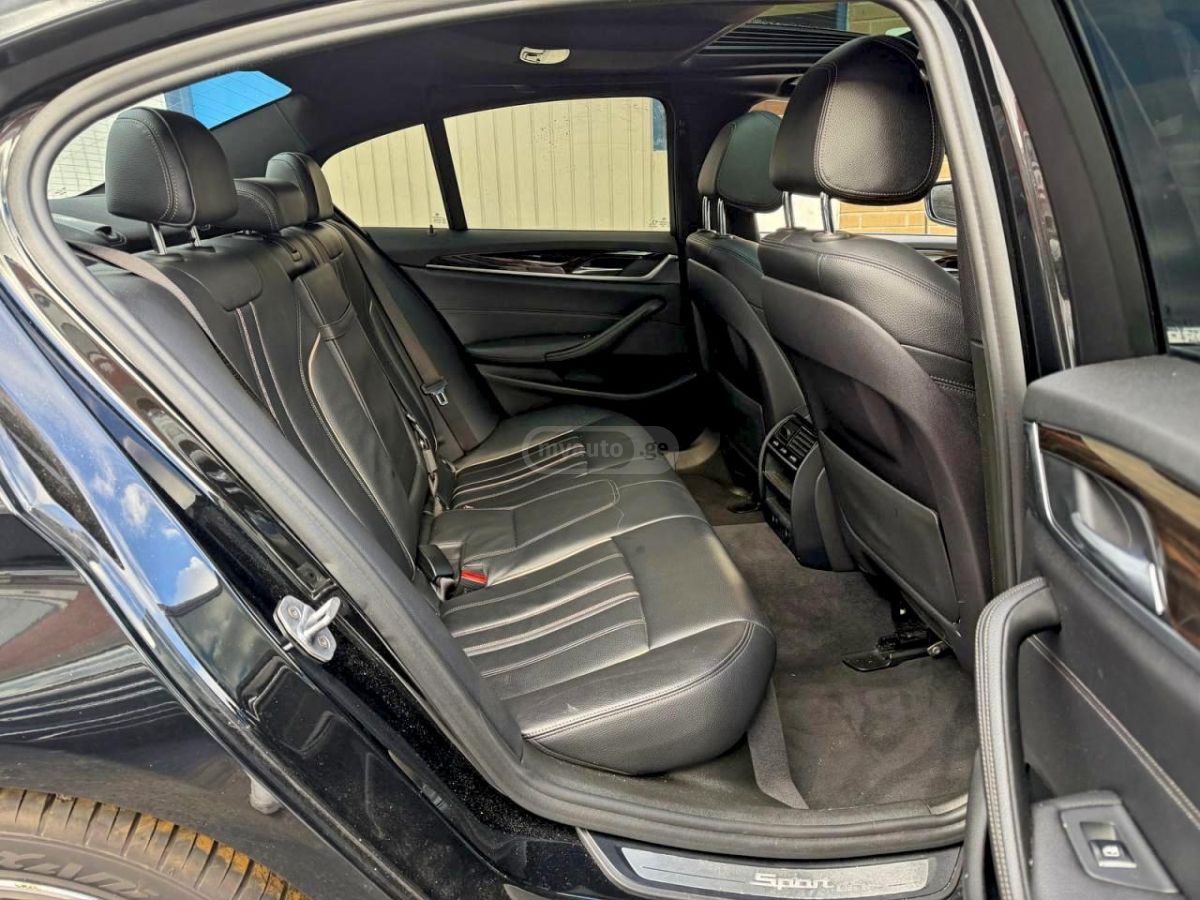 BMW 530 2018 — photo 2