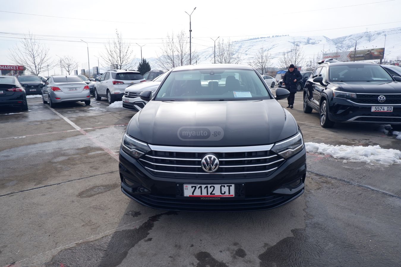 Volkswagen Jetta 2021 — photo 2