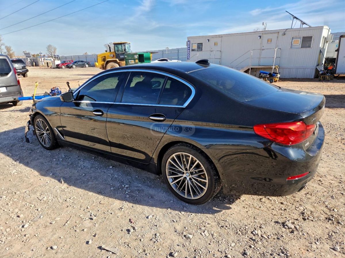 BMW 530 2017 — photo 2
